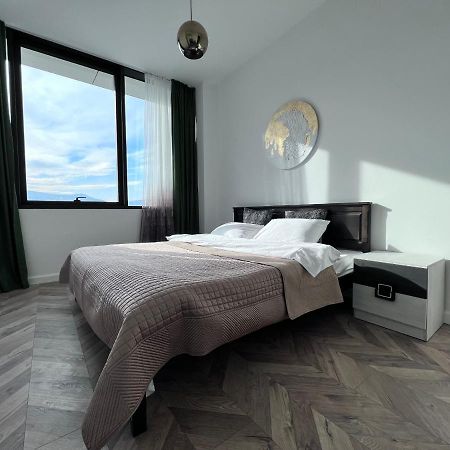Apartment In Axis Towers, Tbilisi Business Center Dış mekan fotoğraf