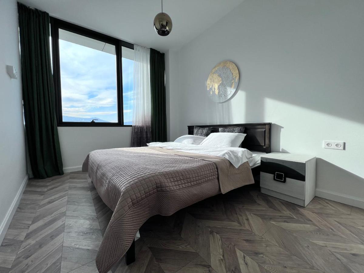 Apartment In Axis Towers, Tbilisi Business Center Dış mekan fotoğraf