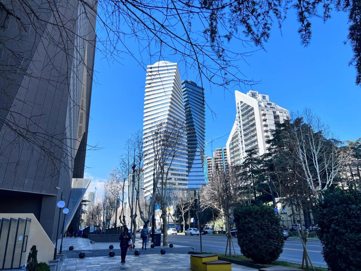 Apartment In Axis Towers, Tbilisi Business Center Dış mekan fotoğraf